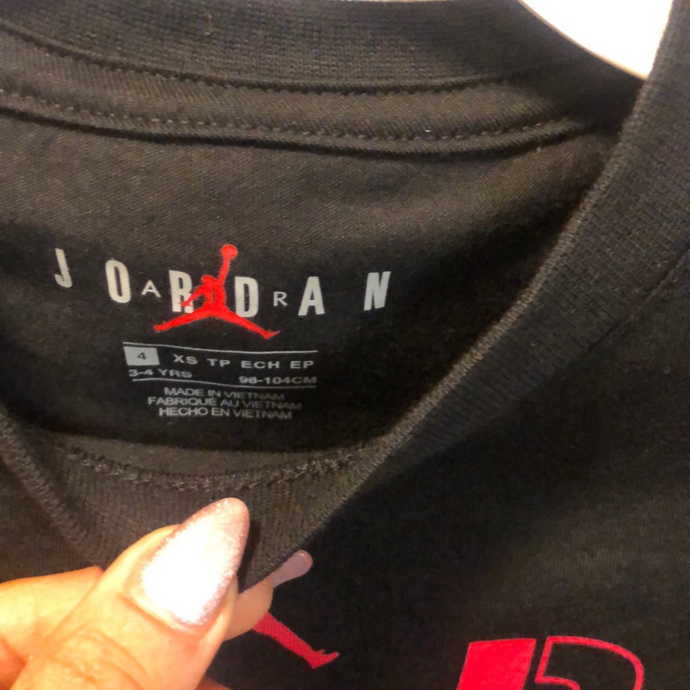 t-shirt - Picture 2 of 2
